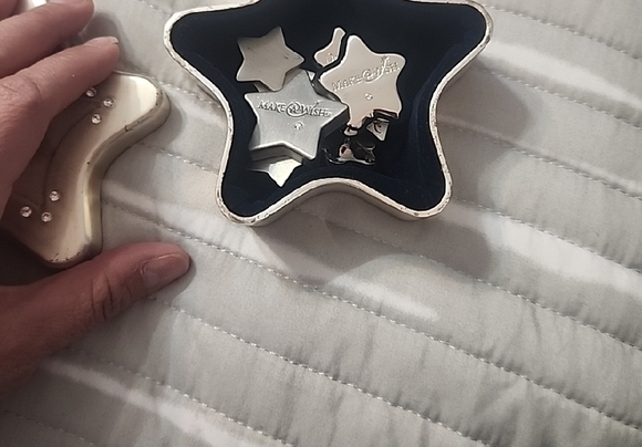 Star-Shaped Silver Keepsake Box - Picture 2 of 4